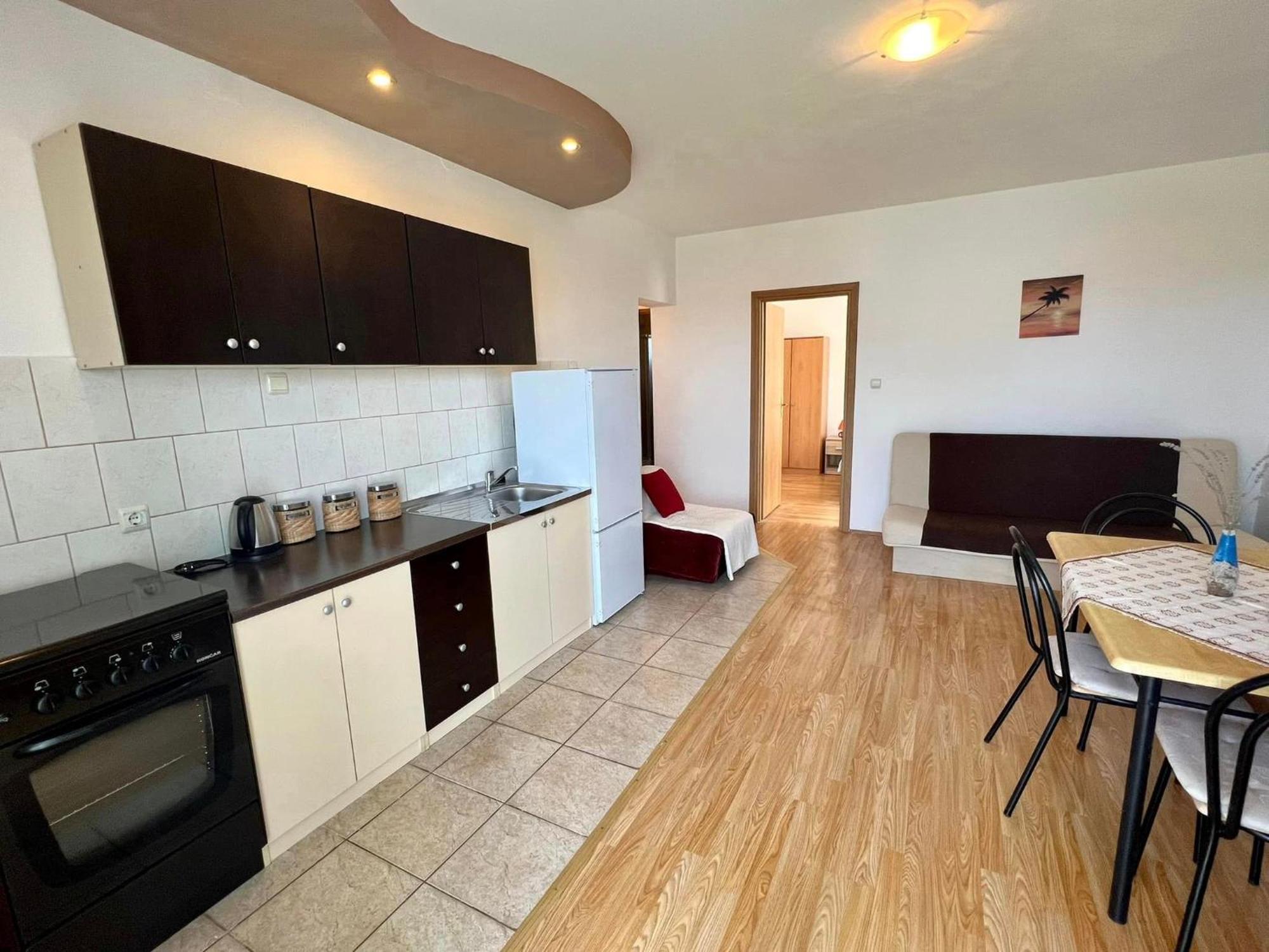 Apartments Monika บาร์บินเย ภายนอก รูปภาพ