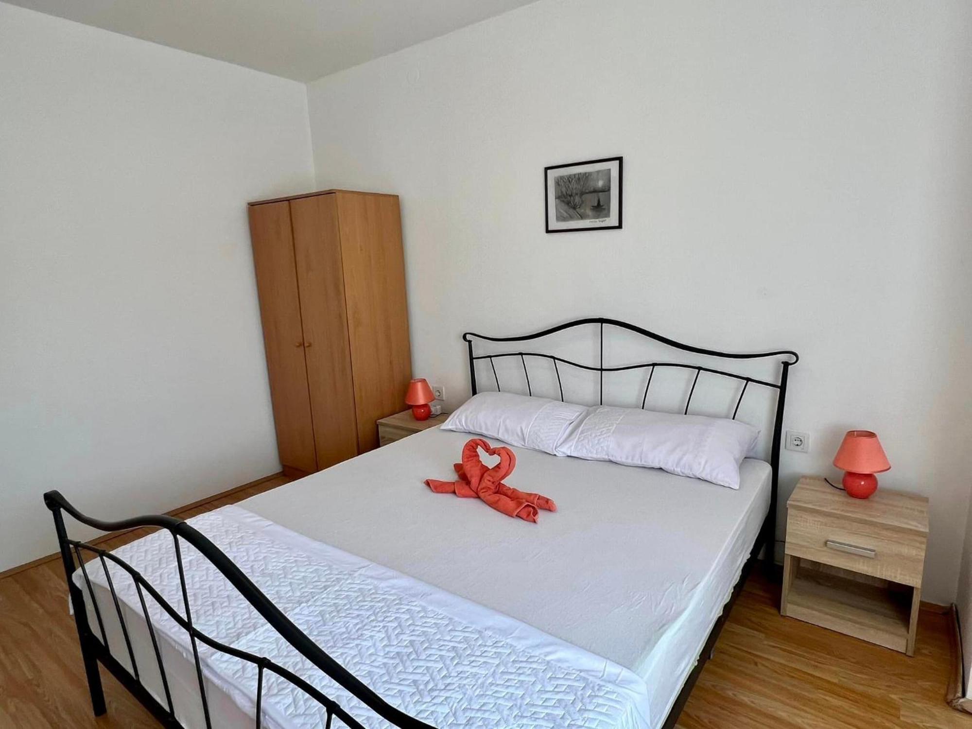 Apartments Monika บาร์บินเย ภายนอก รูปภาพ
