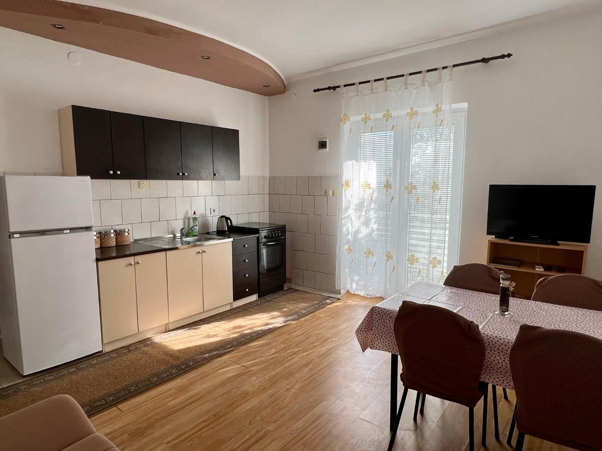 Apartments Monika บาร์บินเย ภายนอก รูปภาพ